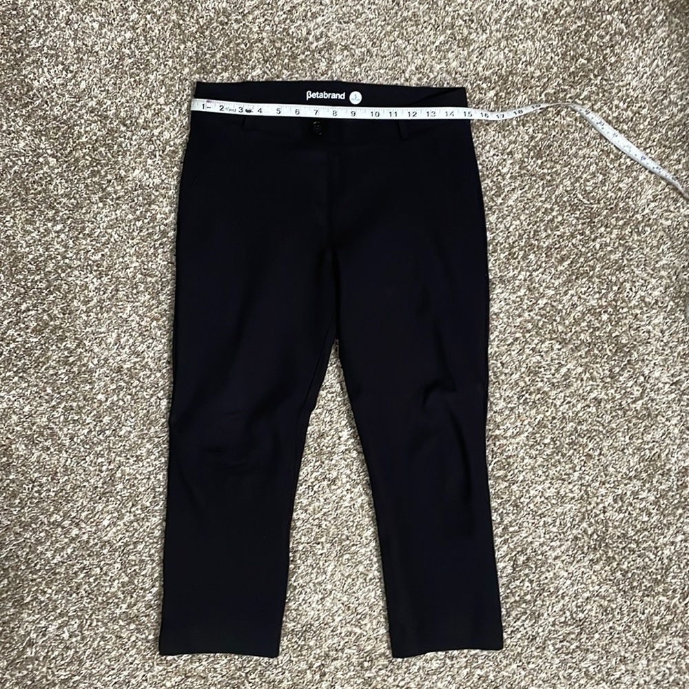 Betabrand black cropped pant